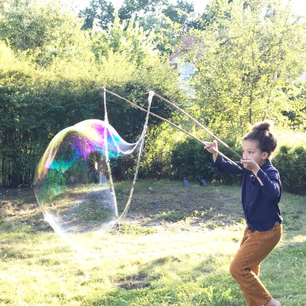 RIESEN SEIFENBLASEN REZEPT UND ANLEITUNG - Mamablog & Shop by Elfenkind